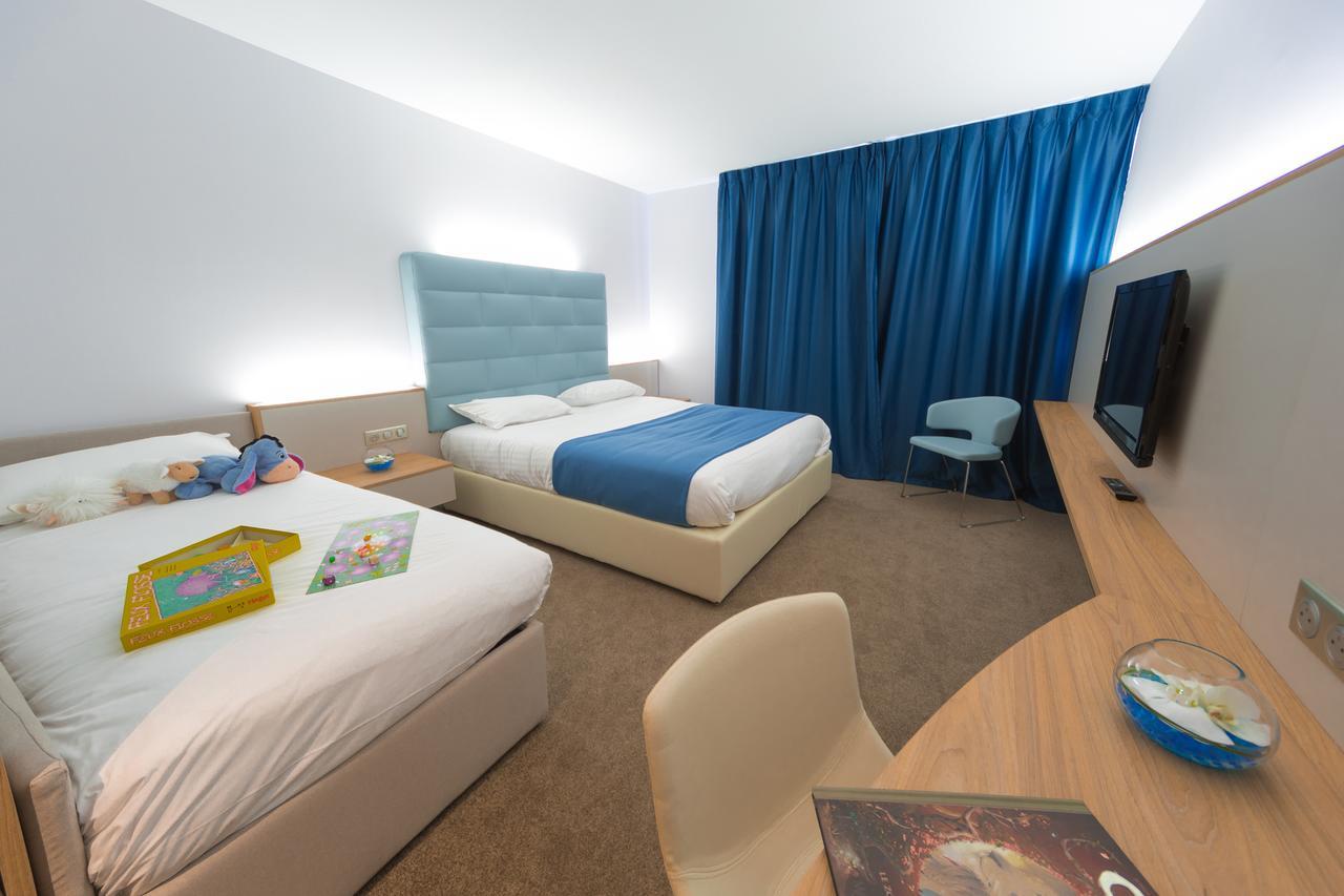 Hotel Plaza - Site Du Futuroscope Chasseneuil-du-Poitou Zewnętrze zdjęcie